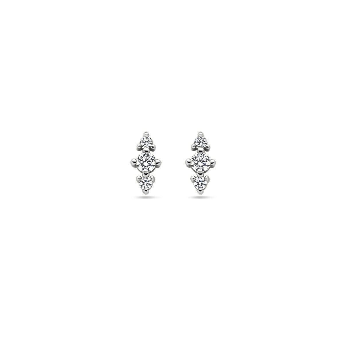 Pendientes de zirconia en plata rodiada con un diseño en forma de triángulo.