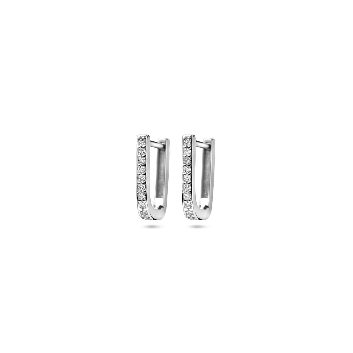 Pendientes de aro de plata rodiada de 12 mm con circonitas brillantes.