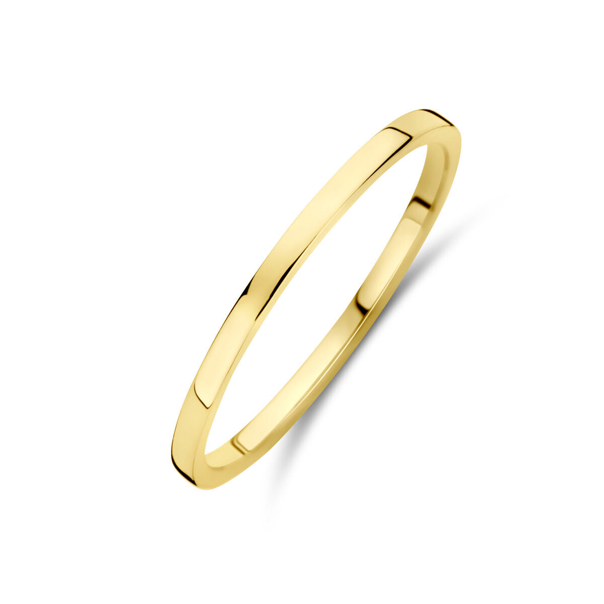 Anillo de oro amarillo de 14 quilates, de diseño delgado y acabado pulido.