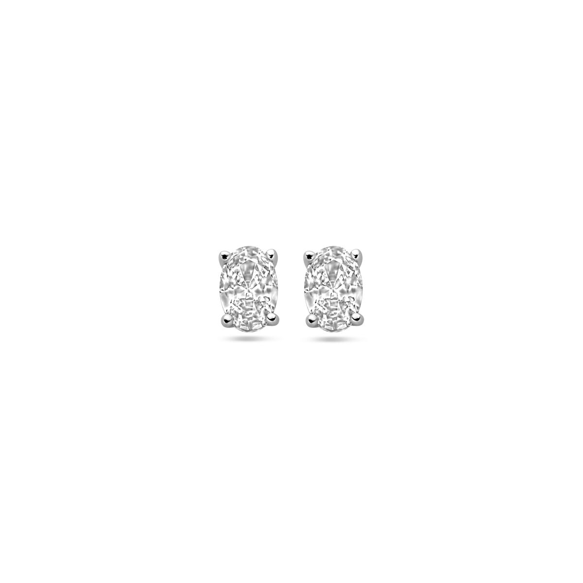 Pendientes de zirconia en plata rodiada con forma rectangular y brillante.