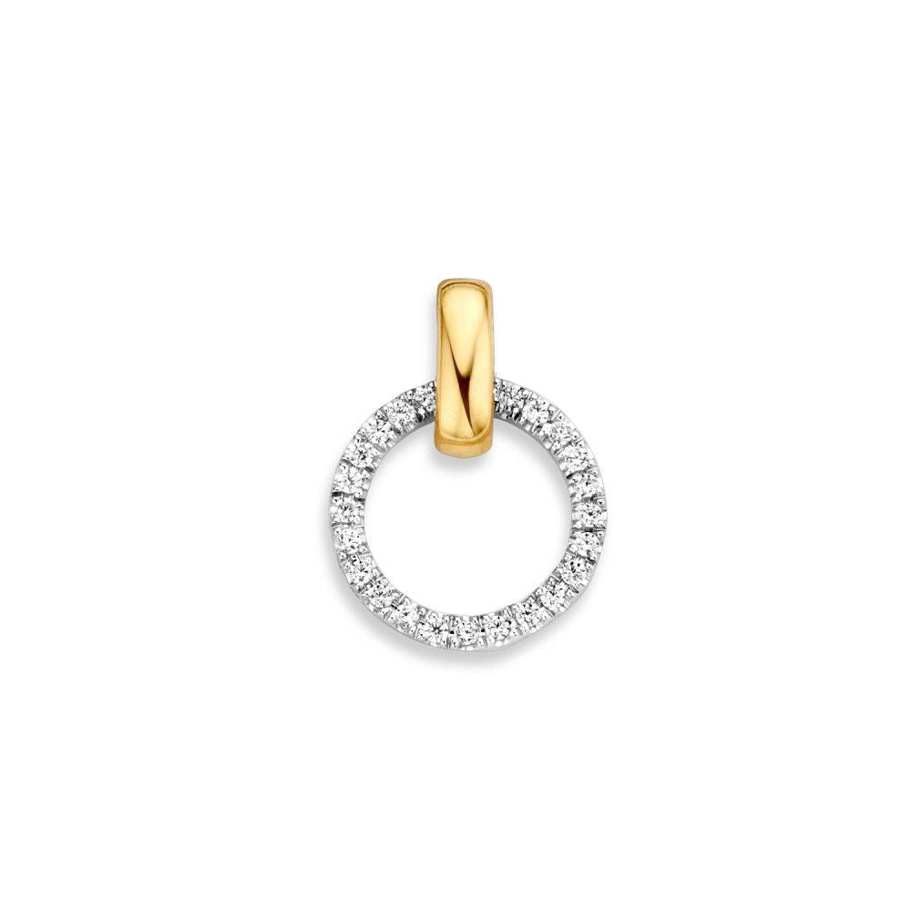 Colgante de oro amarillo y blanco con circonitas en forma de anillo.