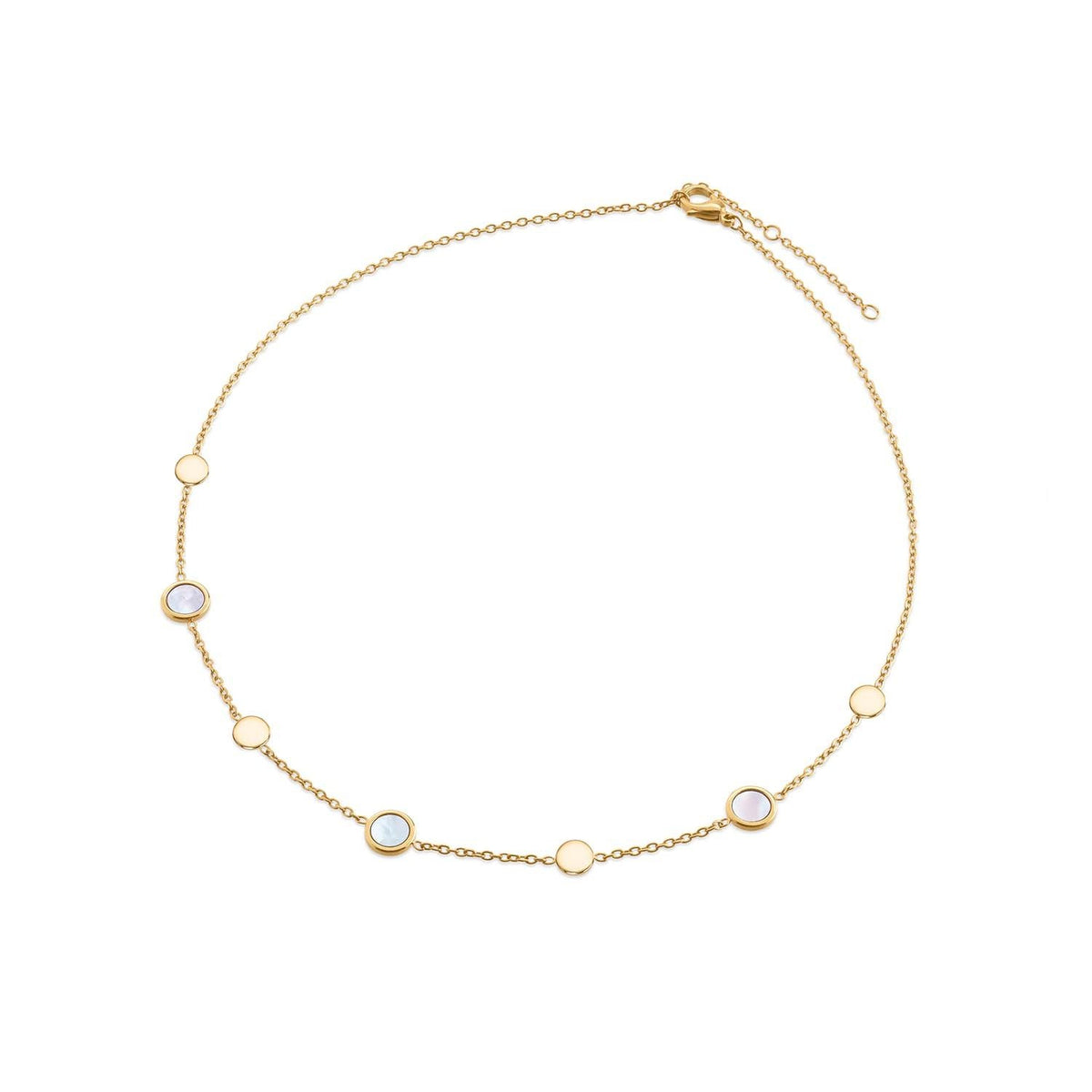 Collar dorado de titanio con detalles circulares y piedras opalescentes.