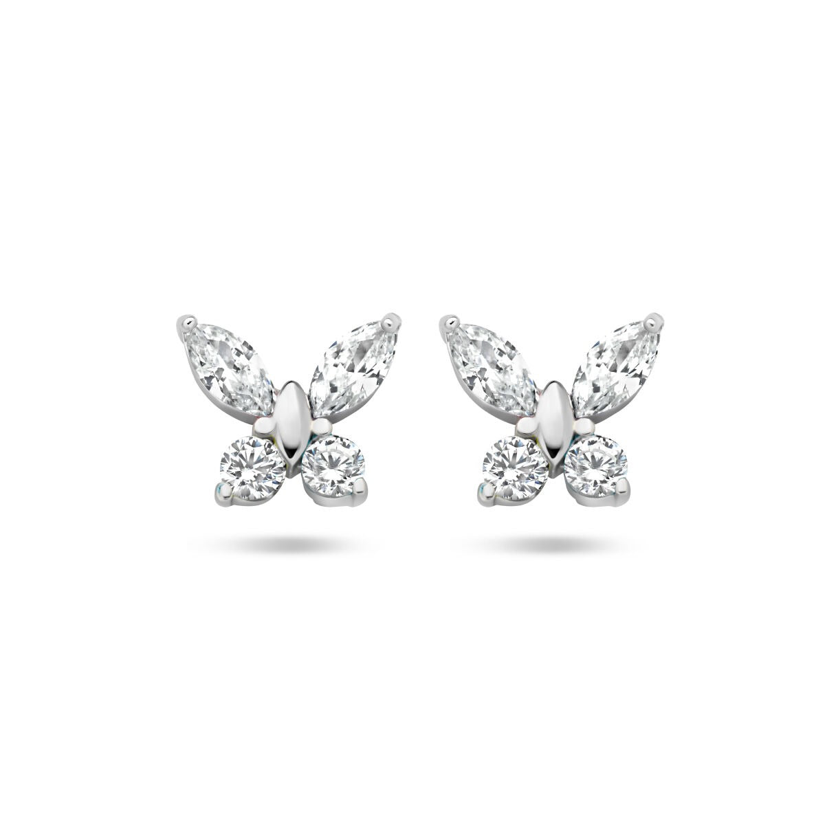 Pendientes de mariposa plateados con circonitas, ideales para niñas.