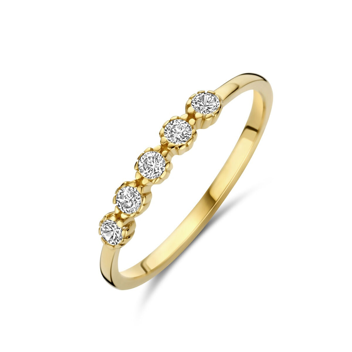 Anillo de oro amarillo de 9 quilates con cinco circonitas brillantes en línea.