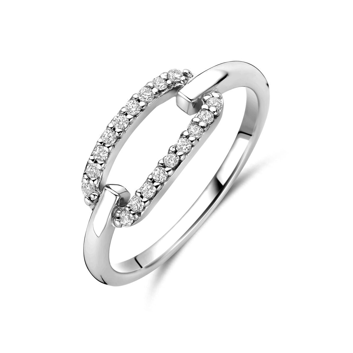 Anillo de plata para dama con circonitas, acabado rodiado y diseño entrelazado.
