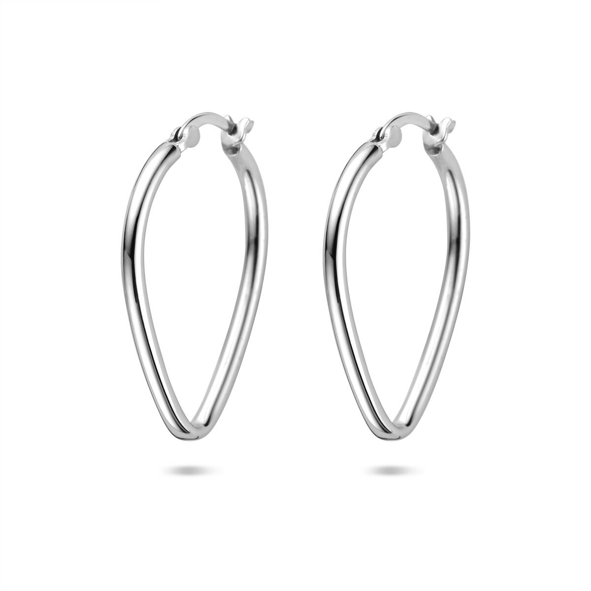 Pendientes de aro plateados rodiados de 25,5 mm con forma ovalada.