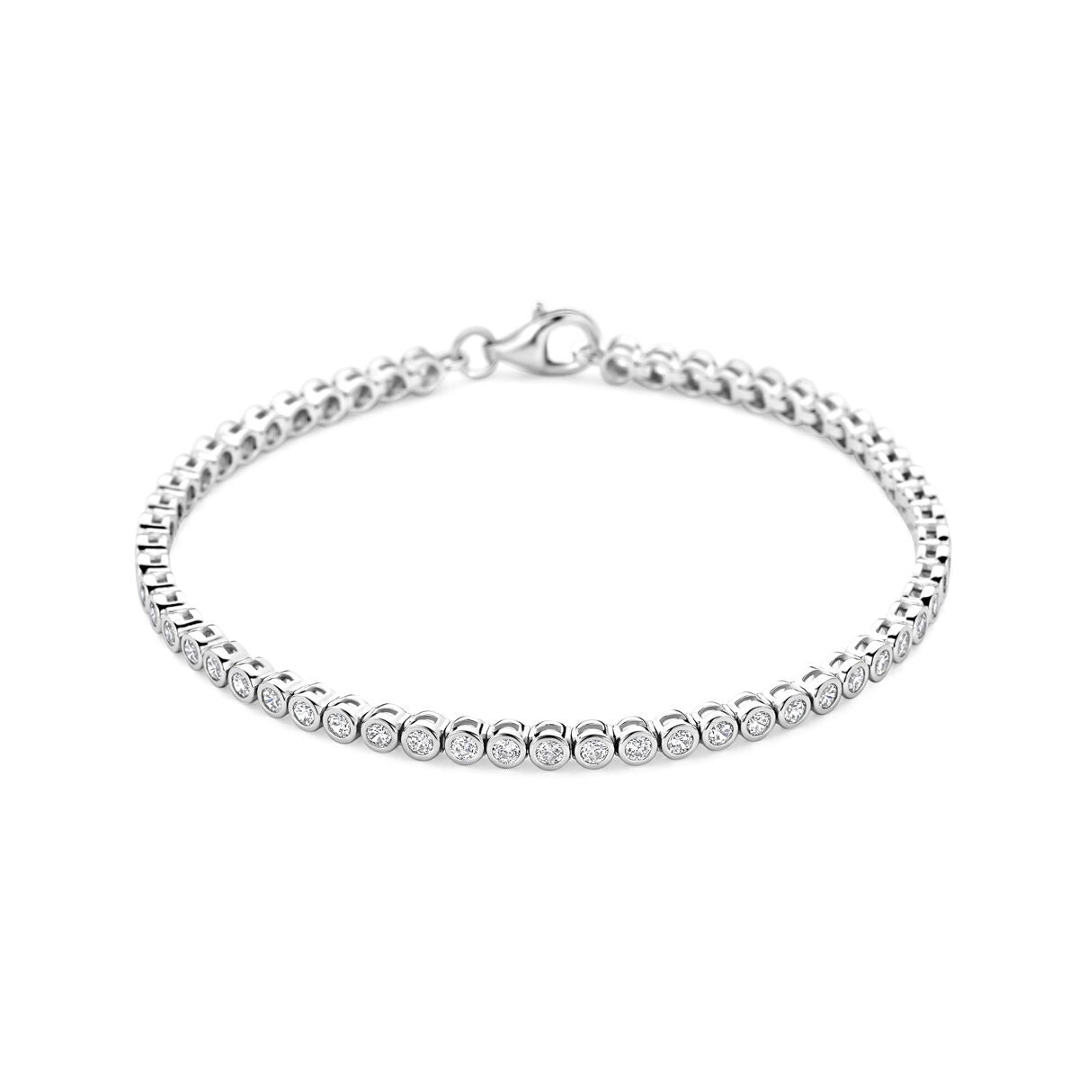 Pulsera de tenis de plata rodiada con fila de circonitas.