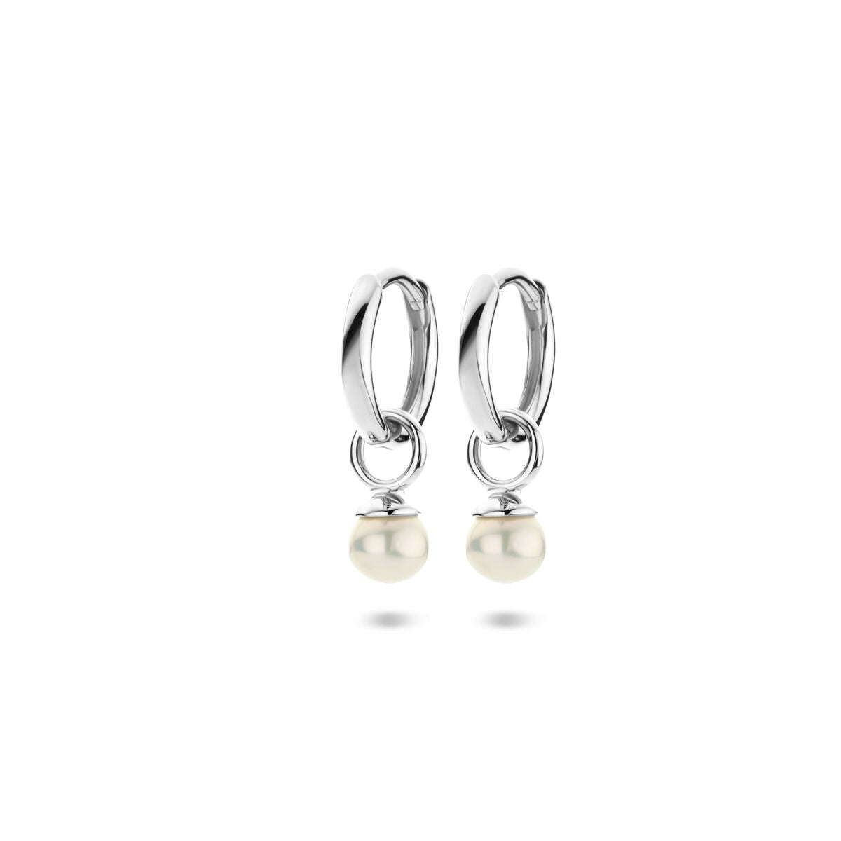 Pendientes de aro de plata rodiada 925 con perla, de 18 mm de diámetro.