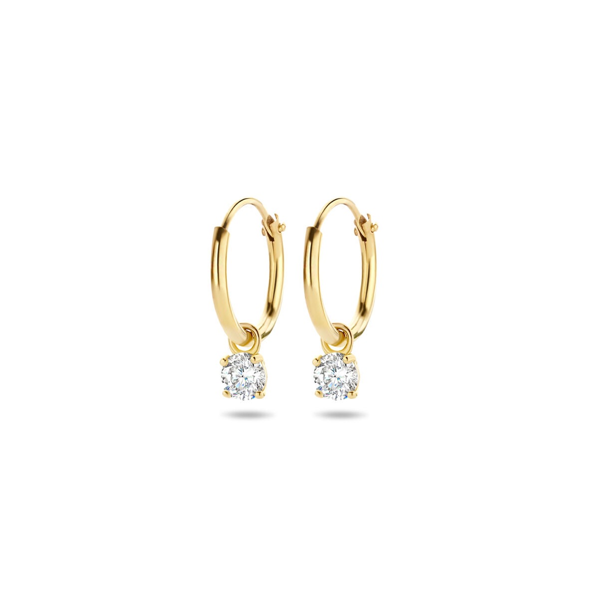 Aros de oro de 14k con zircón, diseño de chatón, brillantes y delicados.