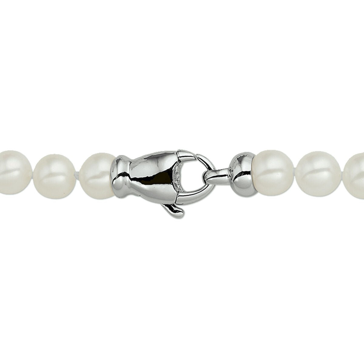 Collar de perlas de agua dulce con cierre de plata.
