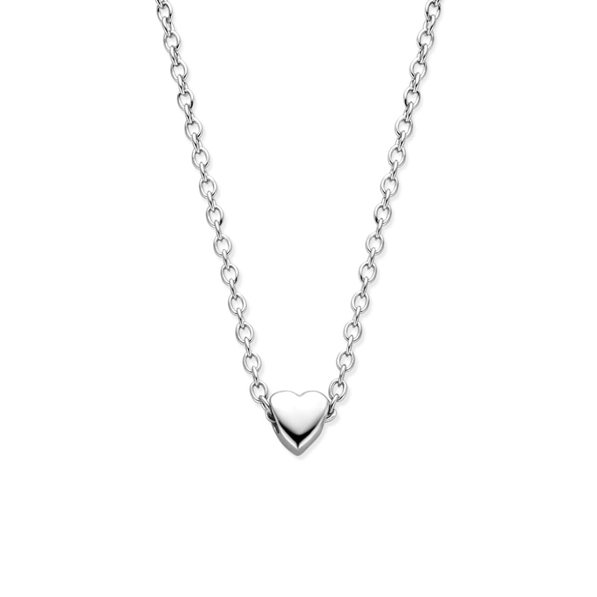 cadena de plata rodiada con un colgante en forma de corazón