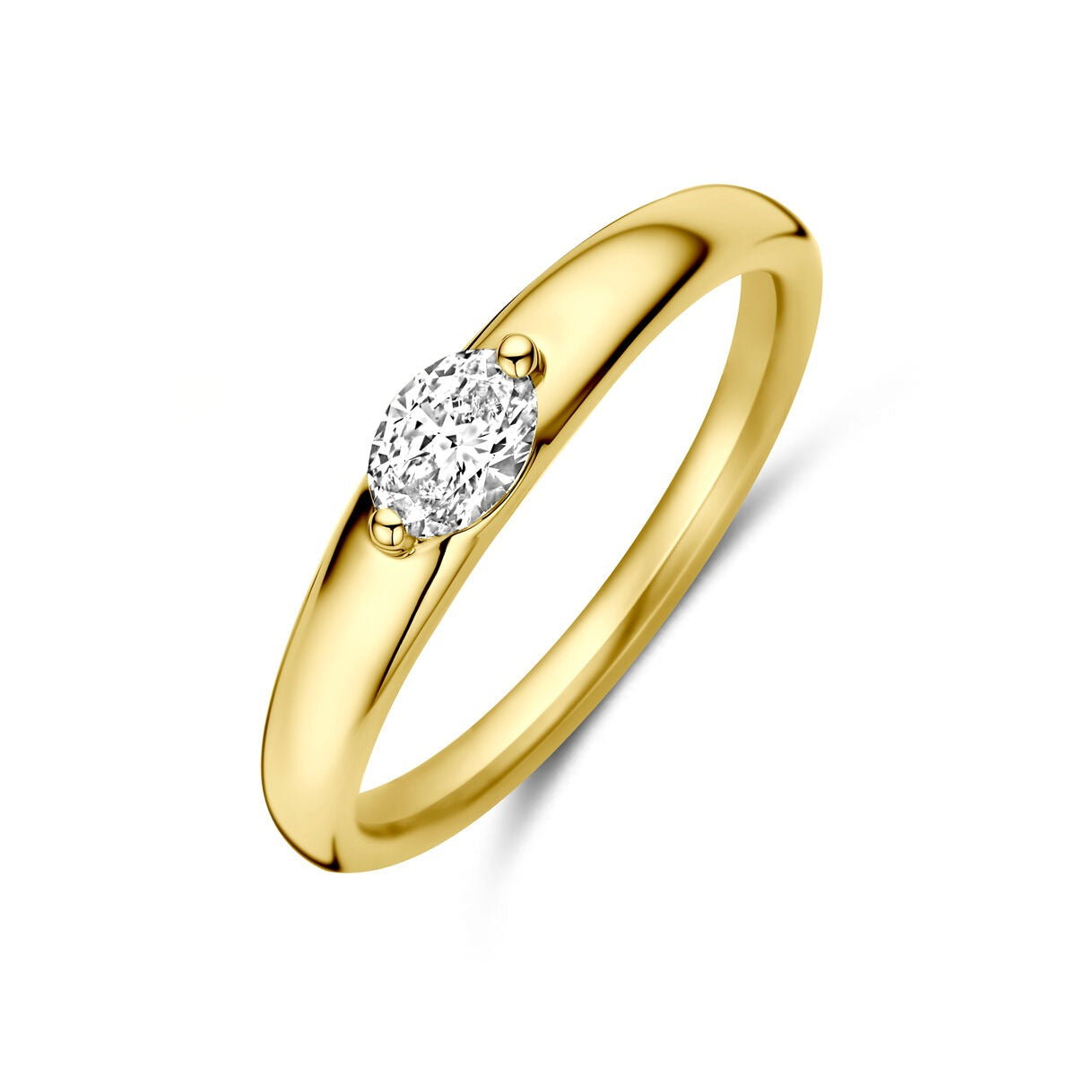 Anillo de oro amarillo de 14k con un diamante solitario de 0,32 ct.