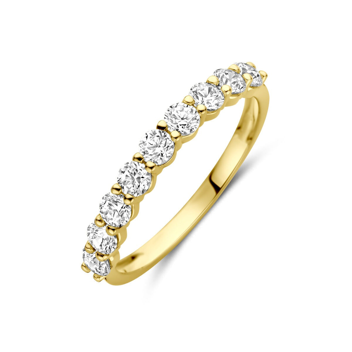 Anillo de oro amarillo de 14k con circonitas brillantes en un diseño delicado.