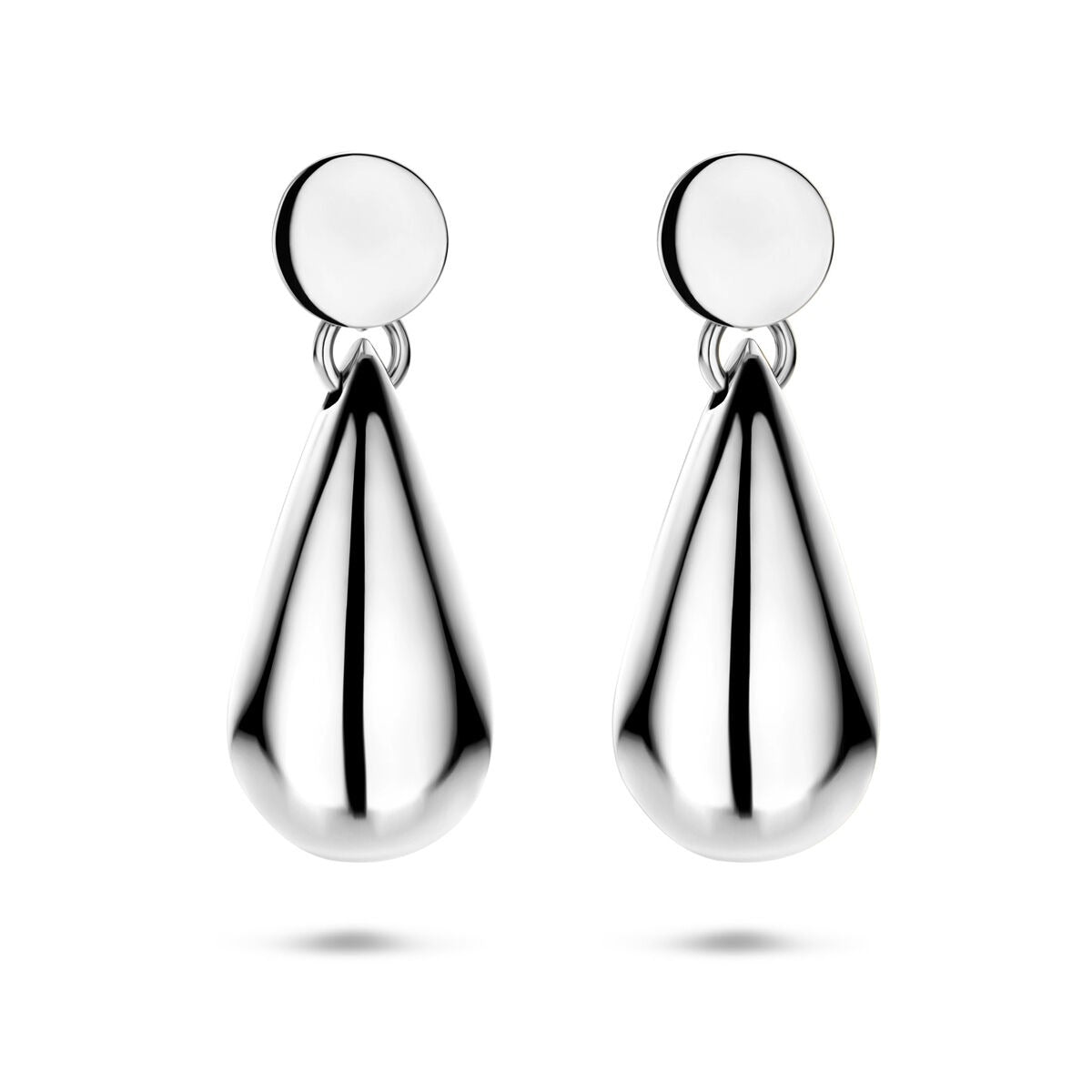 Pendientes largos de plata con forma de gota, acabados en rodio.