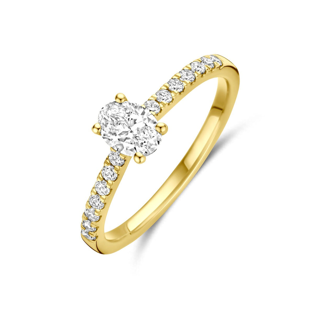 Anillo de oro de 14k con diamante cultivado en laboratorio de forma ovalada y piedras brillantes en el aro.