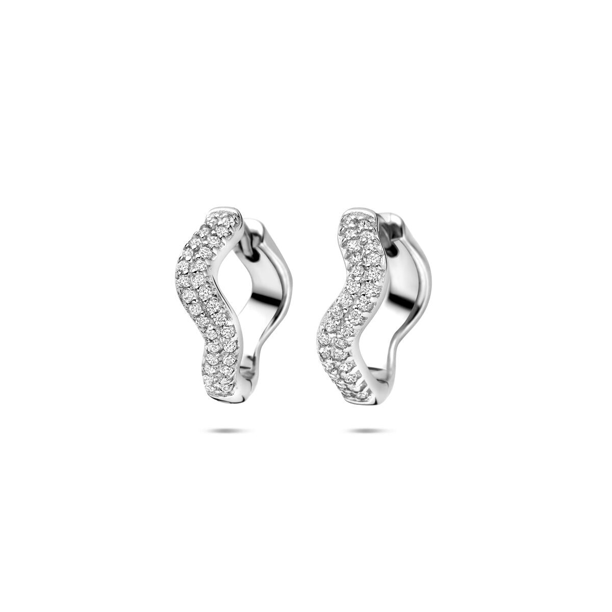 Pendientes de aro de plata rhodium con circonitas, forma ondulada, 15 mm.