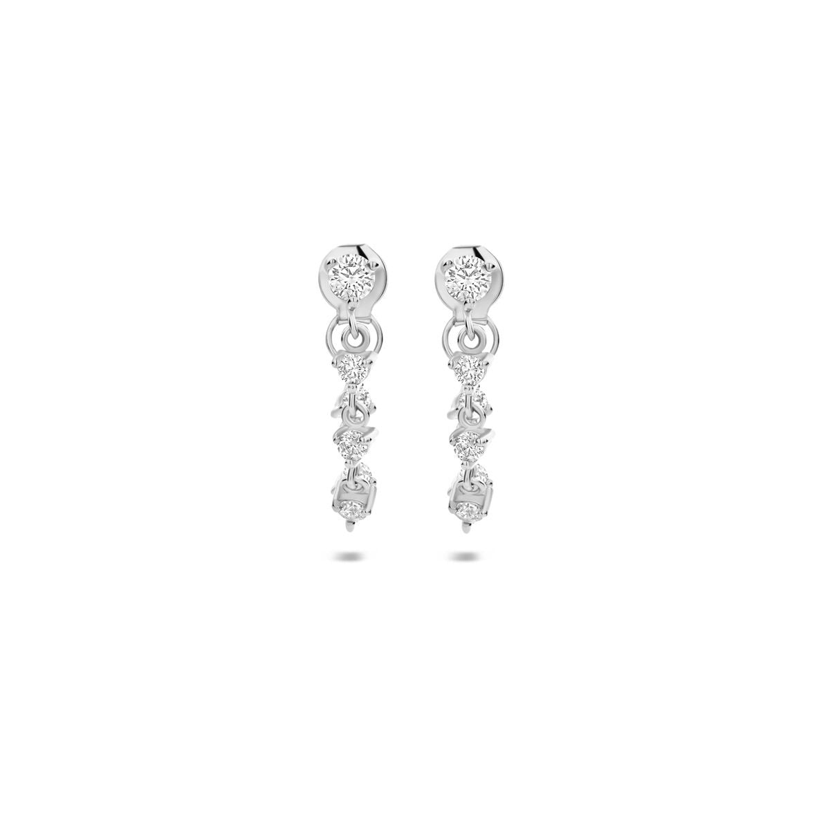 Pendientes largos de plata rodiada con circonitas, de 40 mm, con engaste en chatón brillante.