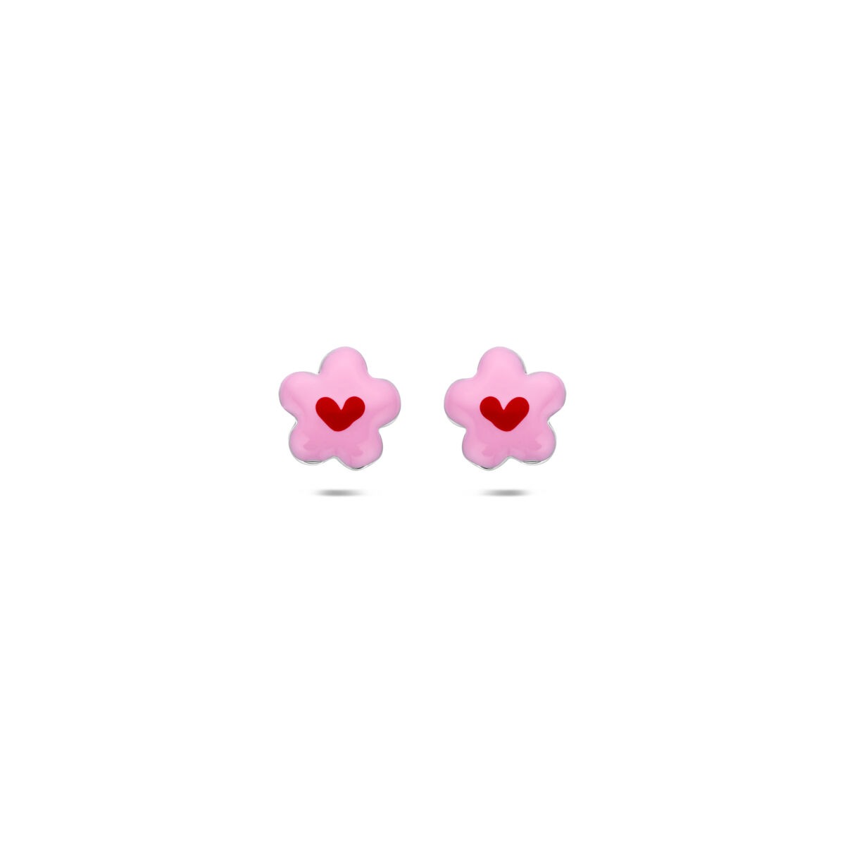 Pendientes de flor en plata rodiada con esmalte rosa y corazón rojo.