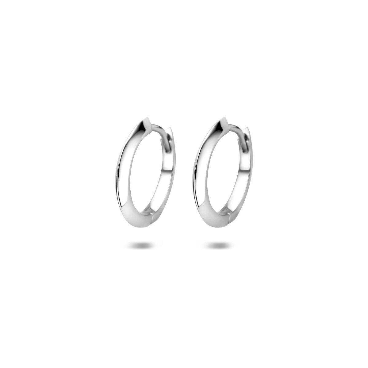 Pendientes de aro de plata rodiada de 15 mm para dama.