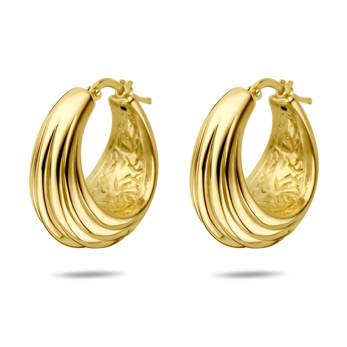 Pendientes de aro dorados de plata 925, con diseño estriado y un tamaño de 25,5 x 14 mm.