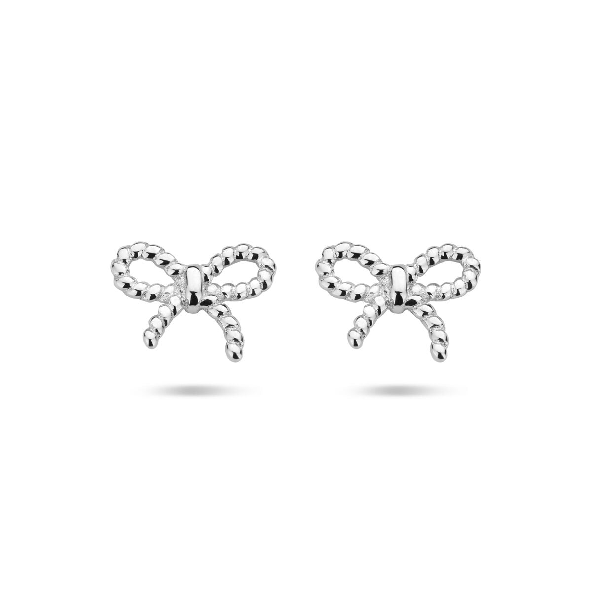 Pendientes de lazo de plata rodiada 925, con un tamaño de 6.5 x 8 mm.