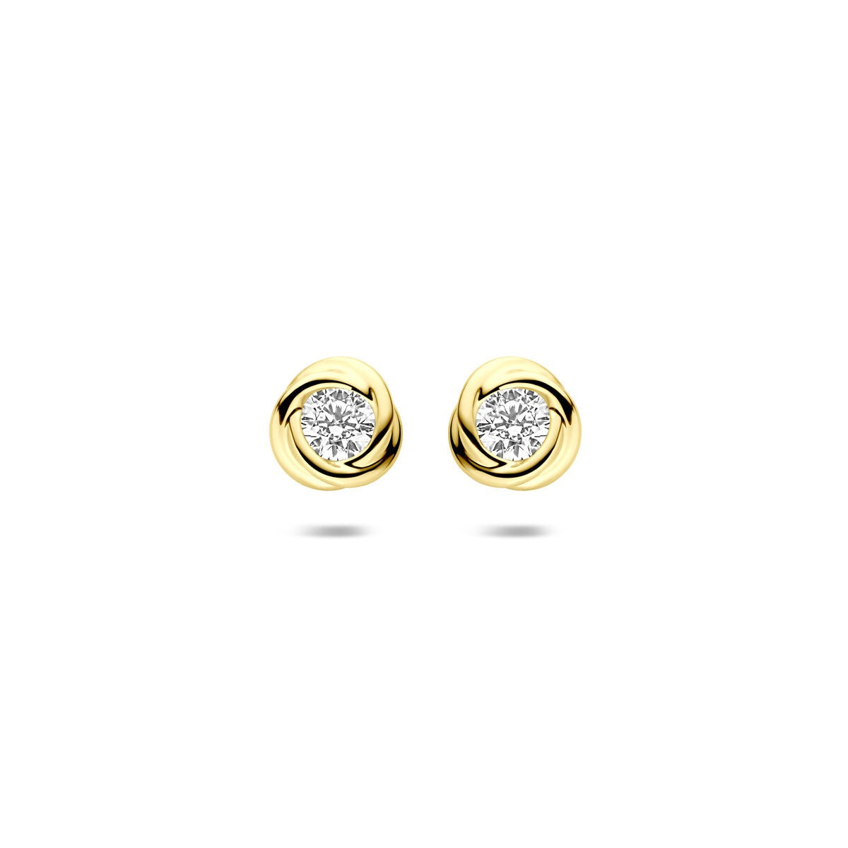 Pendientes de oro de 14k con circonitas en engaste solitario, diseño redondeado.