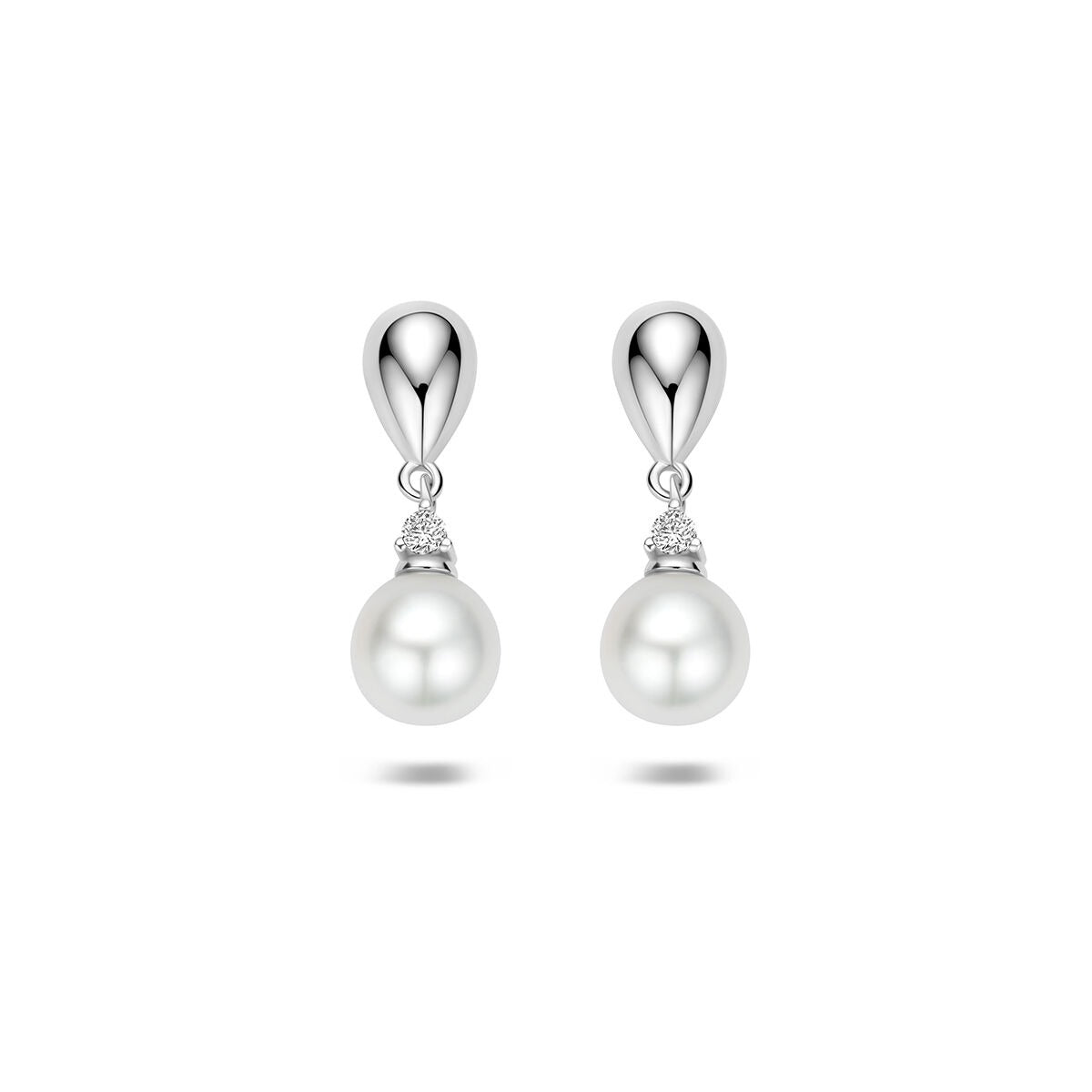 Pendientes largos de plata 925 rodiada con perla y circonitas.