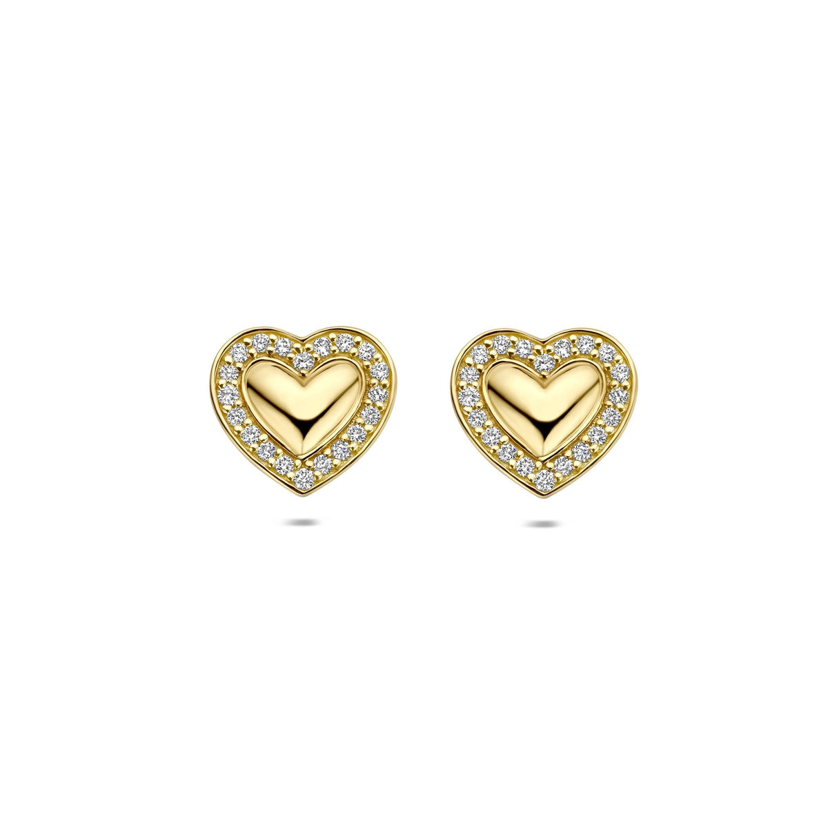 Pendientes de corazón en oro amarillo de 14k con diamantes lab-grown en el contorno.