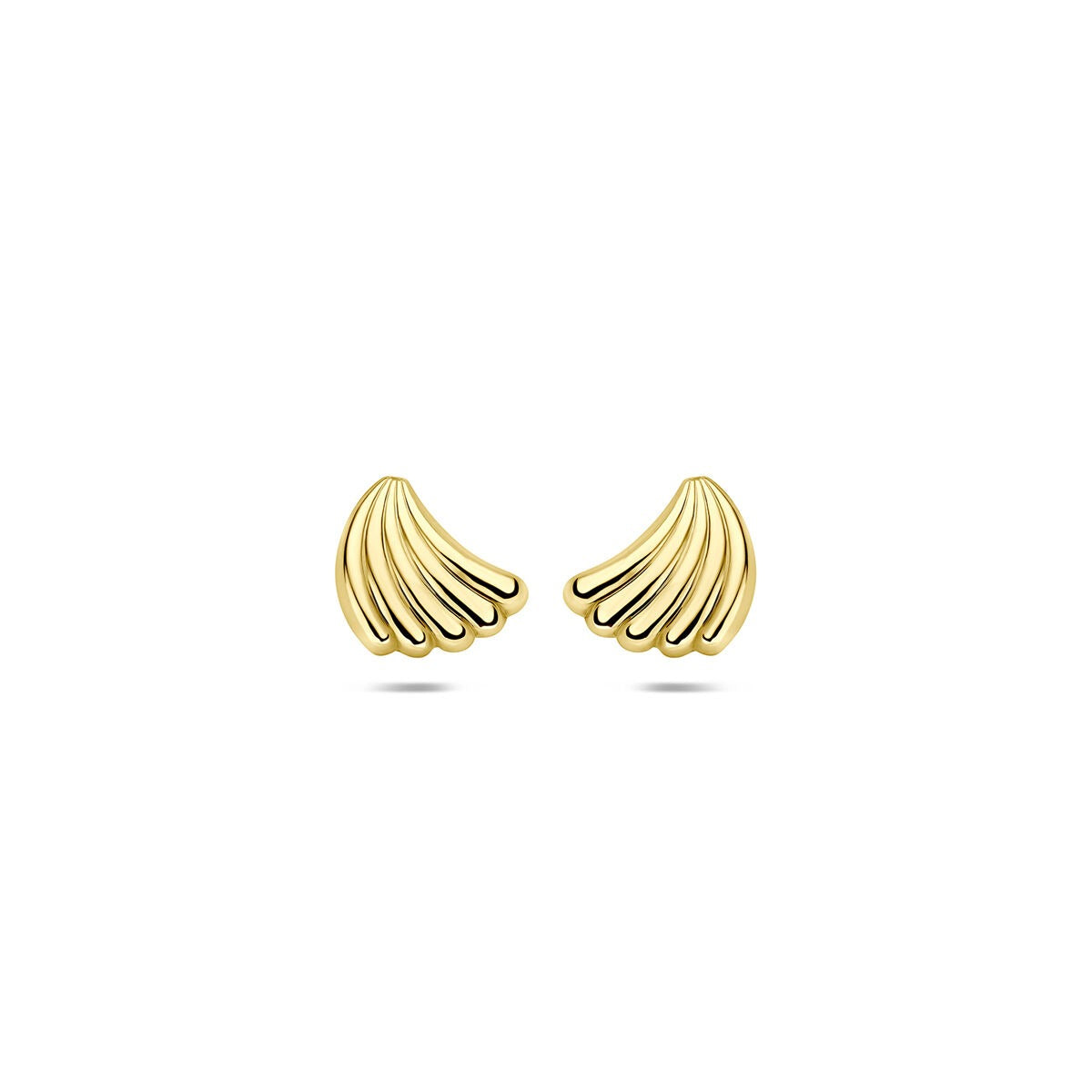Pendientes de oro amarillo de 9 quilates con forma de concha, de 7 x 6 mm.