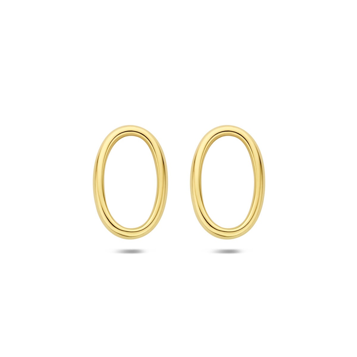 Pendientes de oro amarillo en forma ovalada y abierta.