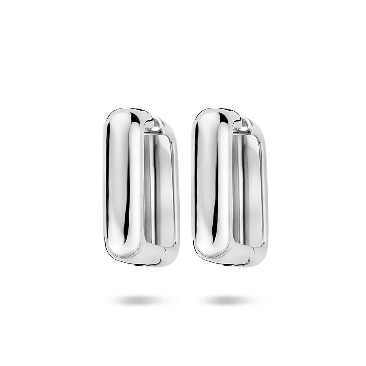 Pendientes de aro de plata rodiada de 25 mm con un acabado pulido y forma rectangular.