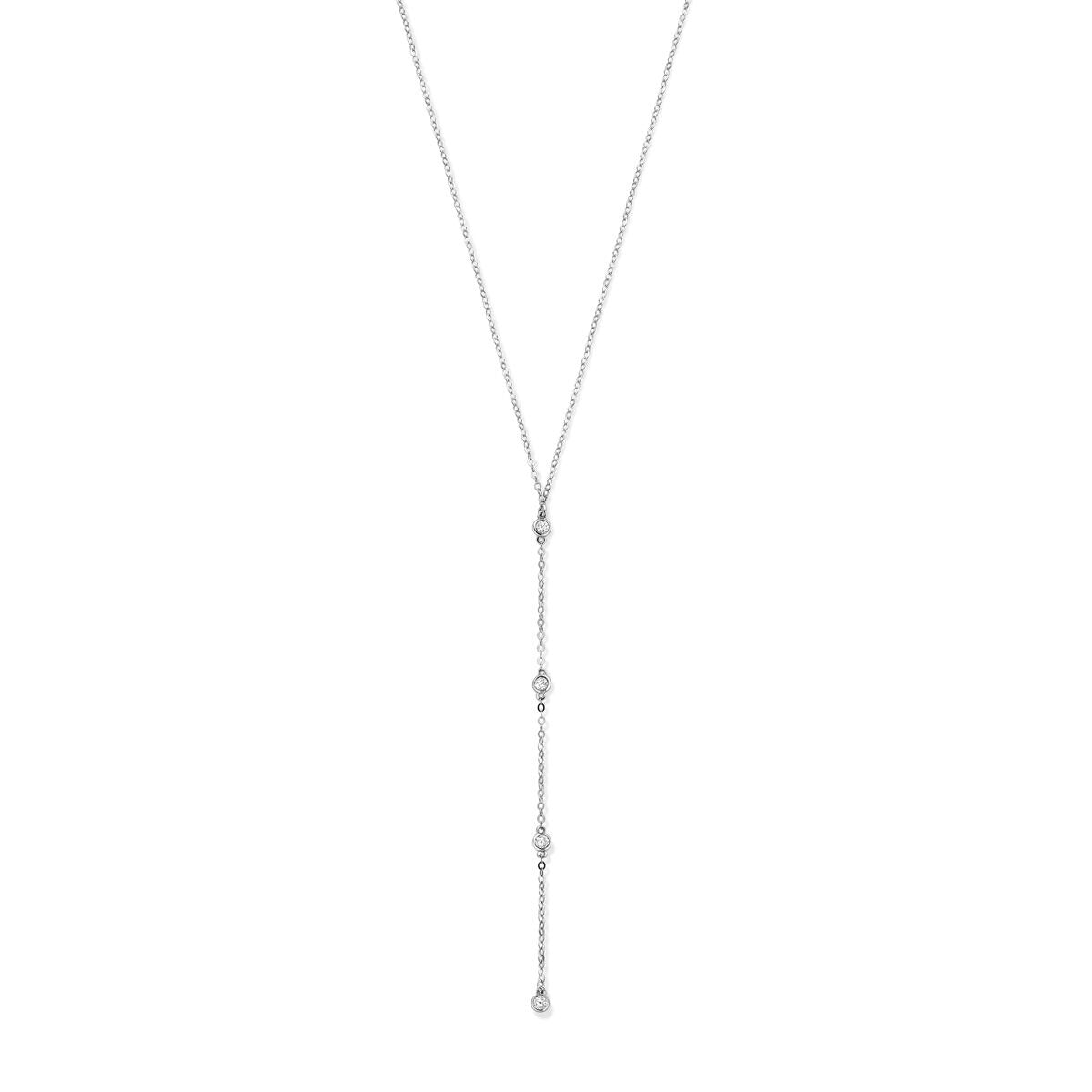 Collar Y de plata rodiada con zirconias, con un diseño alargado y detalles brillantes.