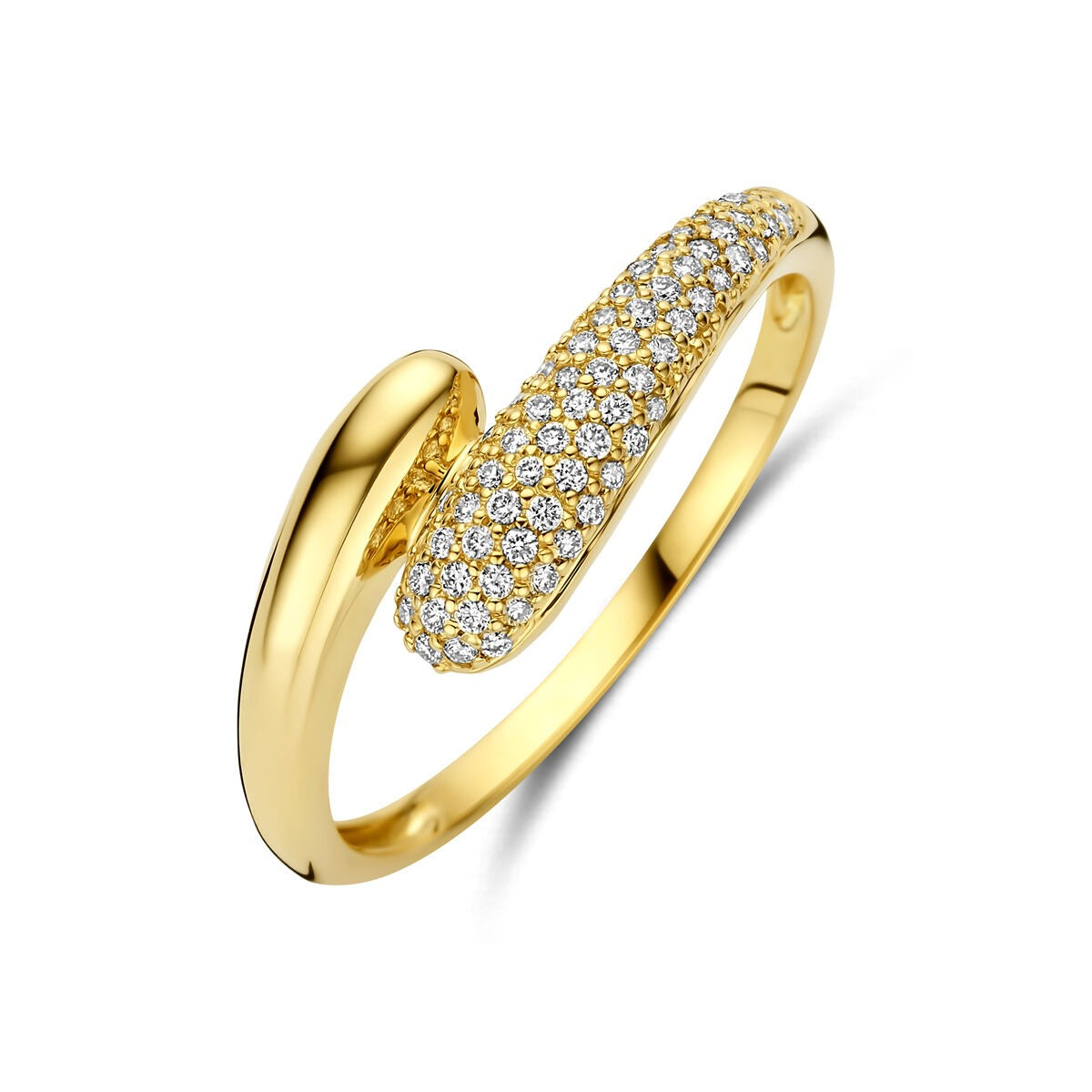 Anillo de oro amarillo de 14k con diamantes de 0.15 ct en forma ondulada.