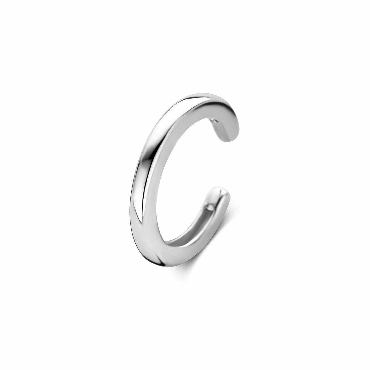 Ear cuff de plata 925 rodiada con un diseño liso y moderno.