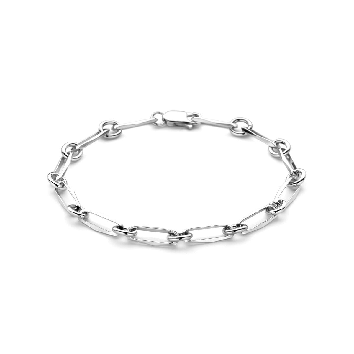 Pulsera de plata de 5 mm con eslabones cerrados, acabada en rodio.
