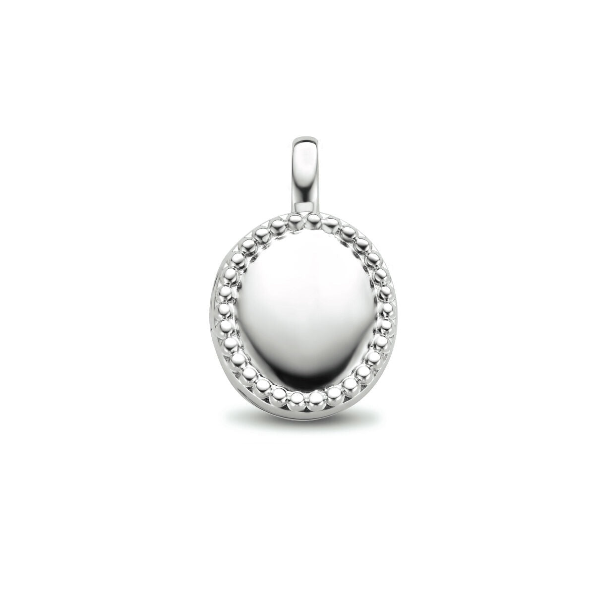 Colgante ovalado de plata con borde decorativo.