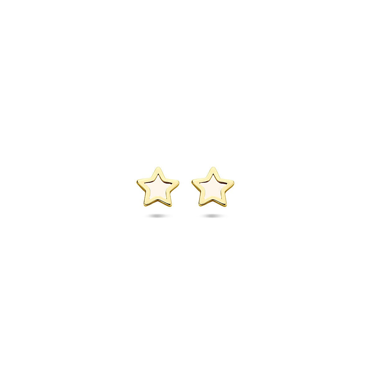 Pendientes de estrella en oro amarillo de 14k con acabado de nácar.