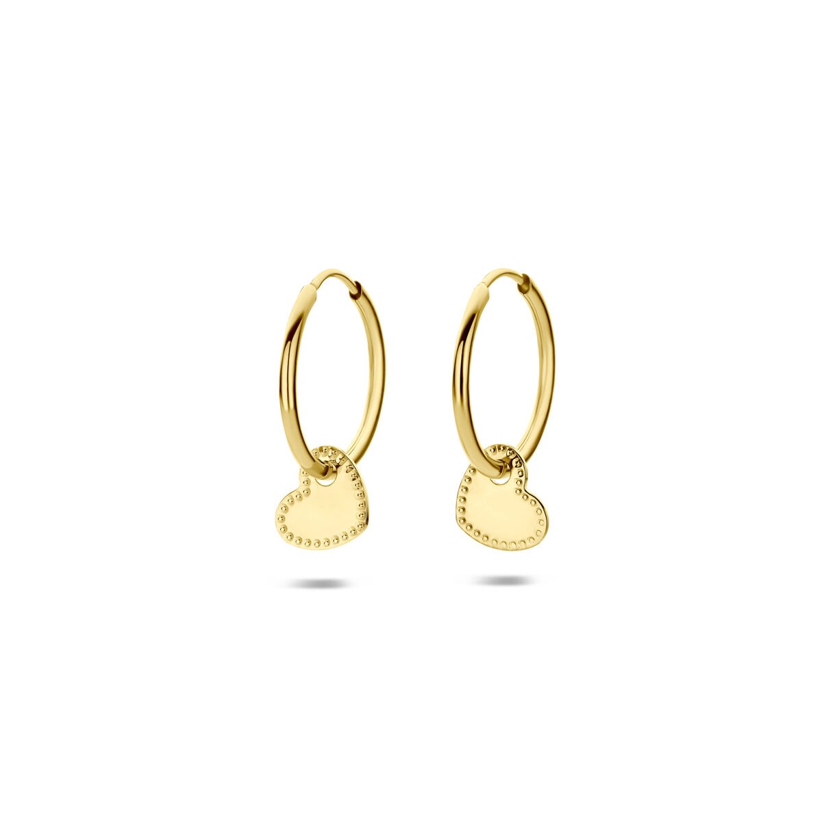 Aros de oro amarillo de 14k con colgante en forma de corazón.