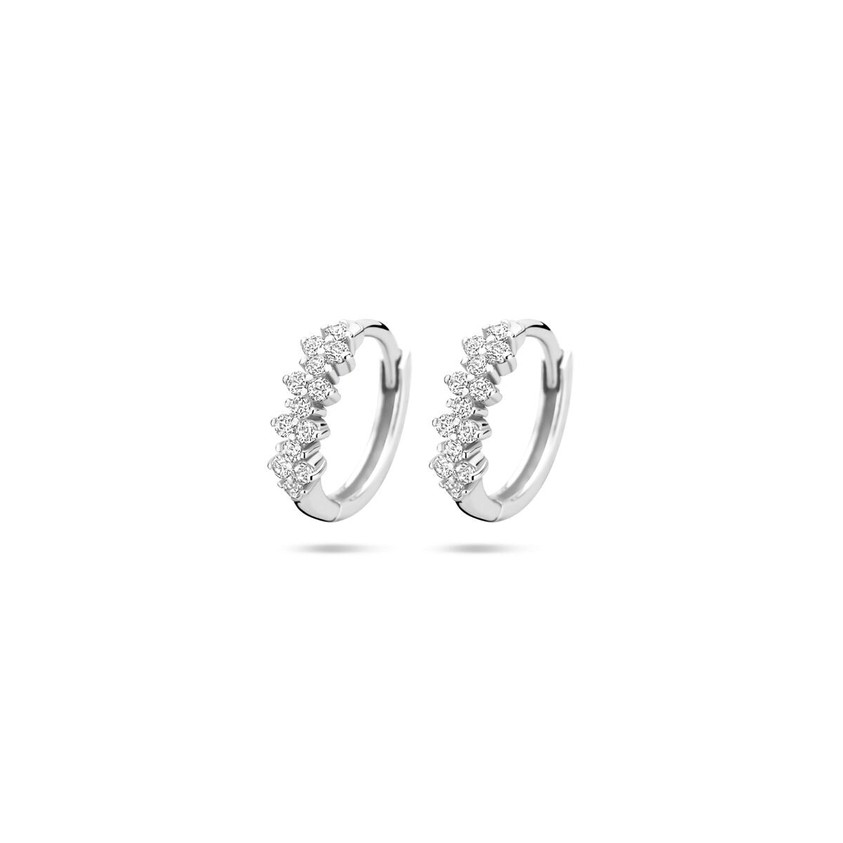 Pendientes de aro de plata con circonitas, acabado en rodio, diseño brillante y elegante.