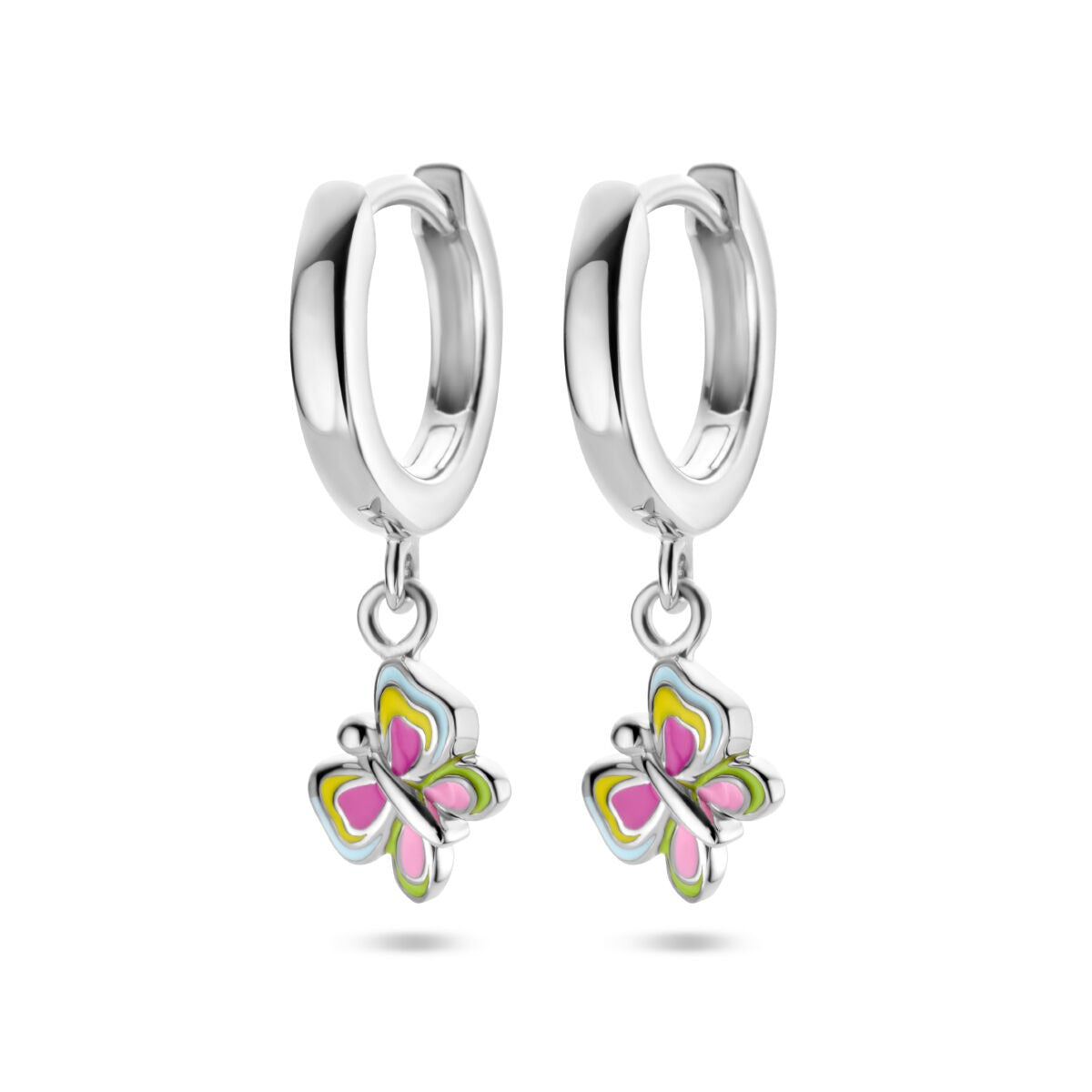 Pendientes de aro plateados para niños con colgantes de mariposa en esmalte colorido.