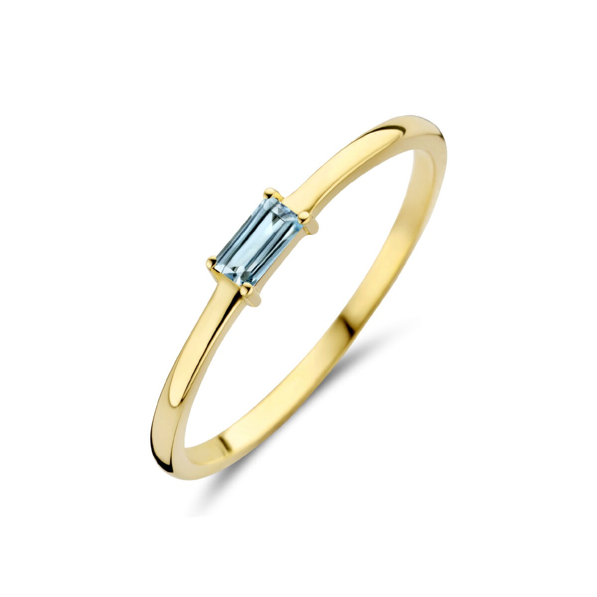 Anillo de oro amarillo de 14k con aquamarina tallada en forma de baguette.