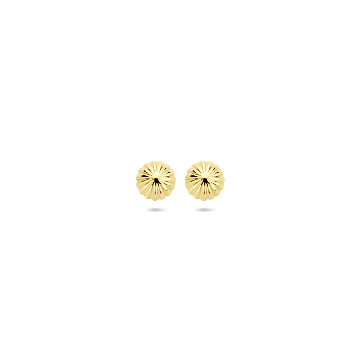 Pendientes de bol de 5 mm en oro amarillo de 14 quilates con un diseño estriado.