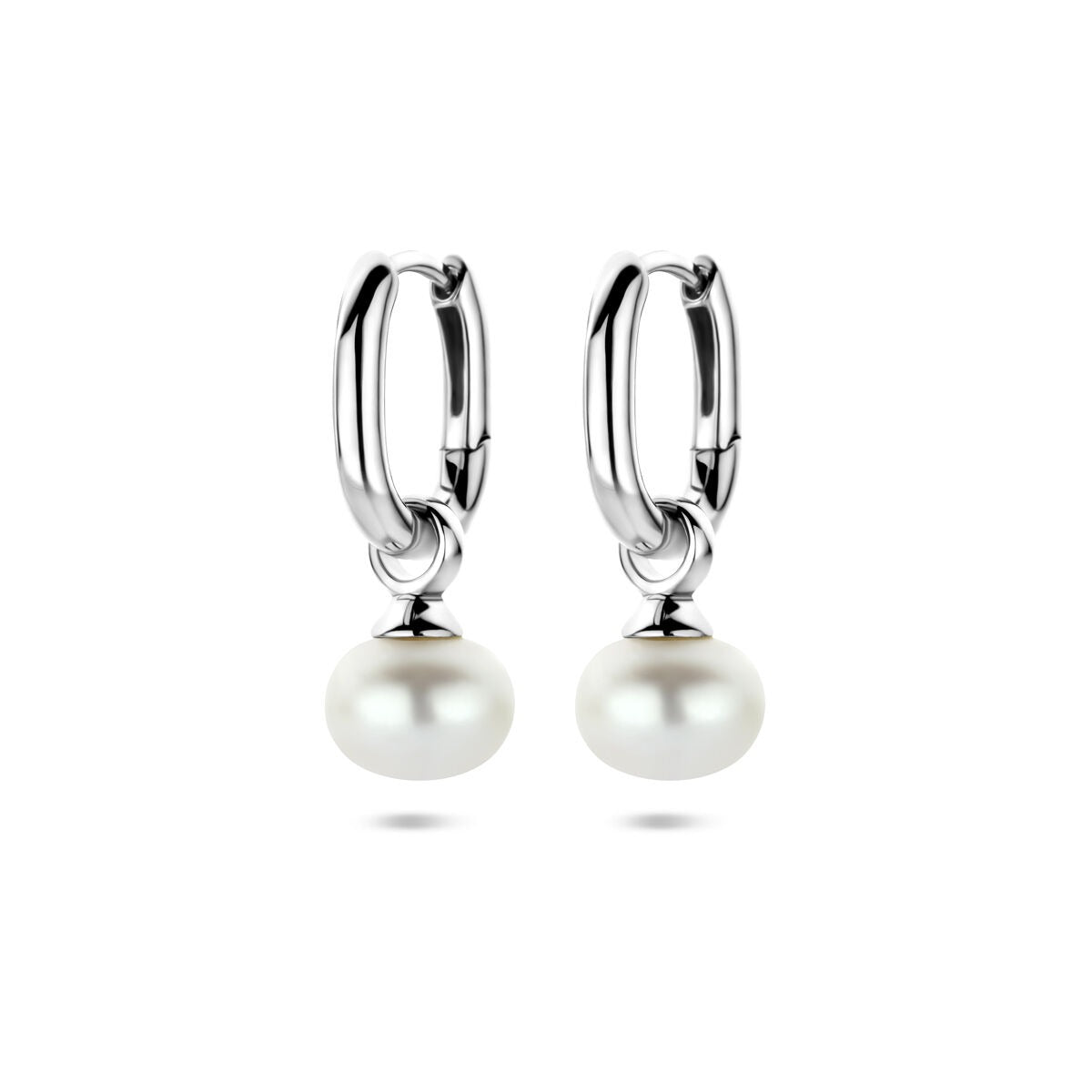 Pendientes de aro plateados con perla, 925, de 23 mm de diámetro.