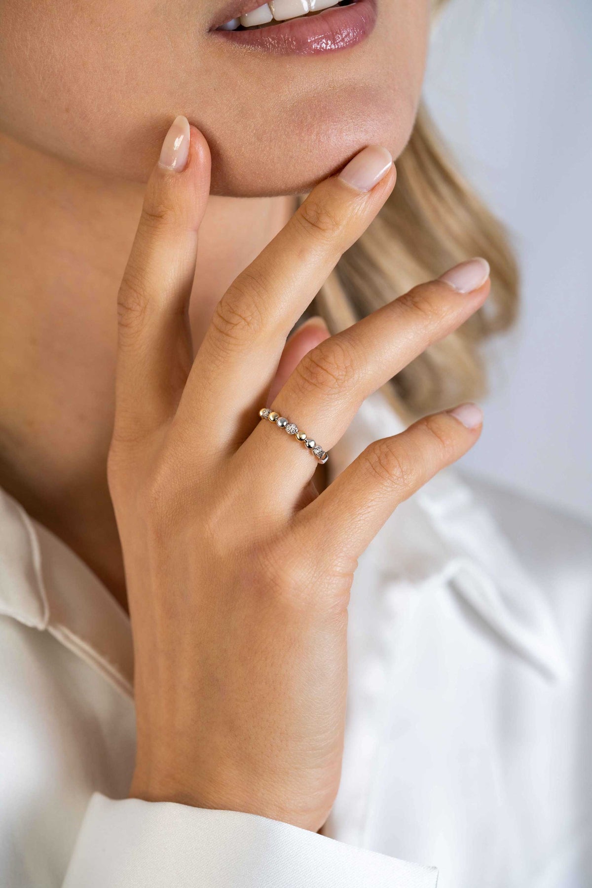 Anillo Zinzi chapado en oro ZIR2393