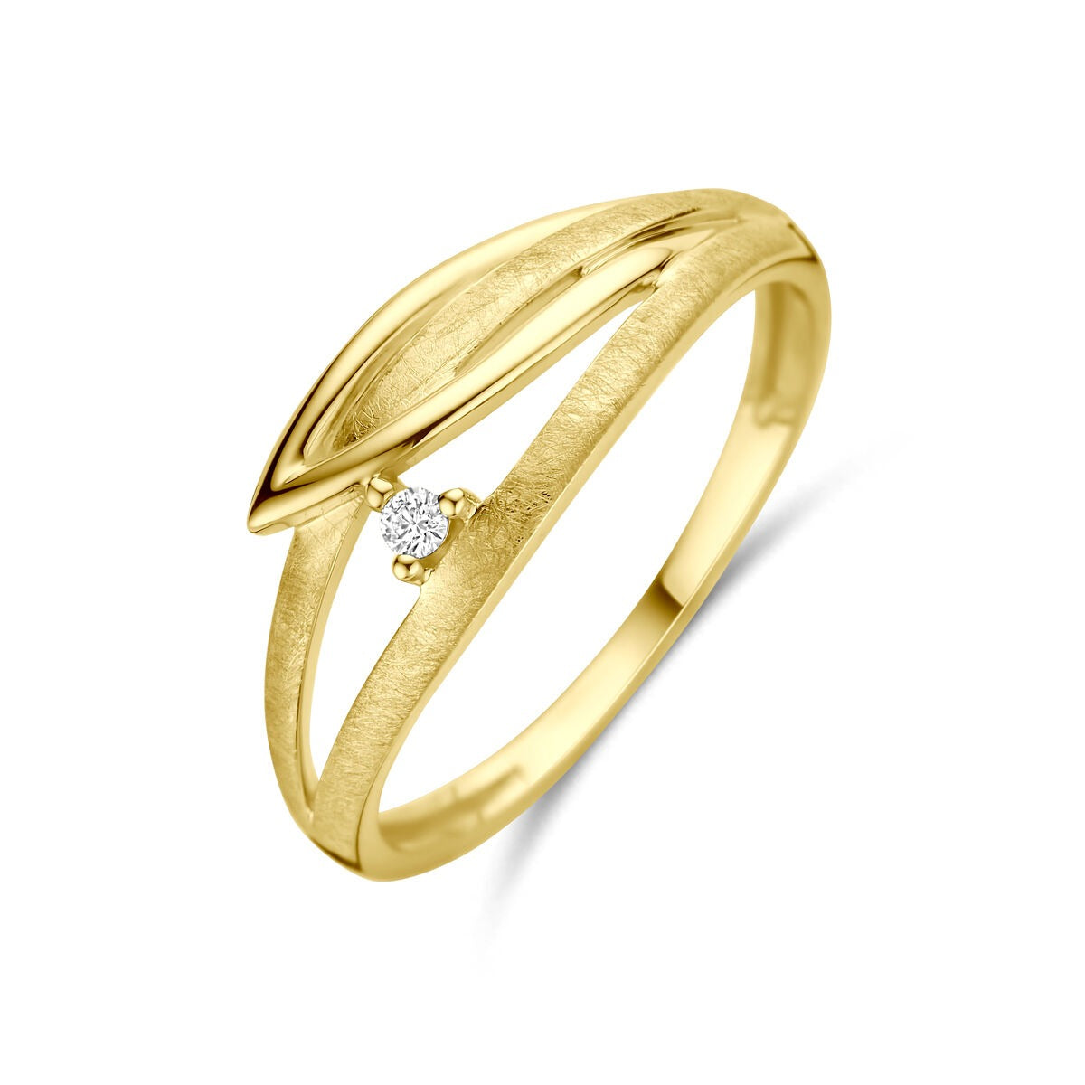 Anillo de dama de oro amarillo de 14k, ancho de 7 mm, con un diamante brillante en el diseño.