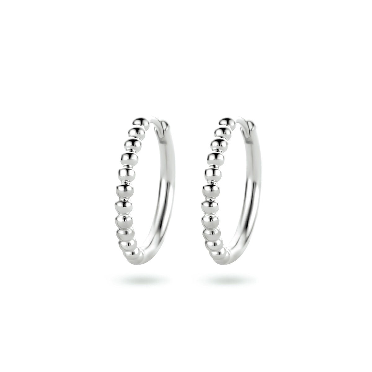 Pendientes de aro de plata 925 con acabado en rodio y detalles esféricos.
