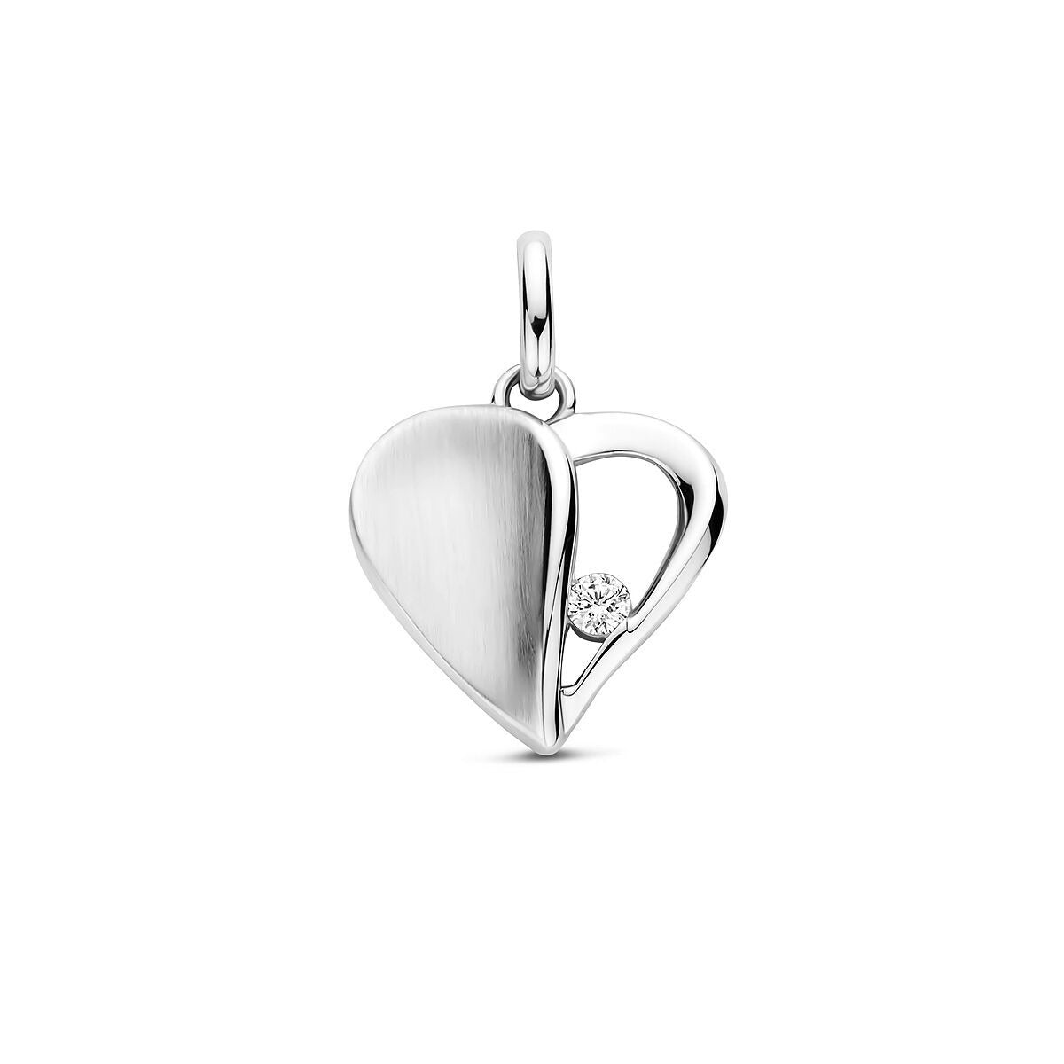 Colgante de corazón plateado con zircón, acabado pulido y rhodium, diseño moderno.