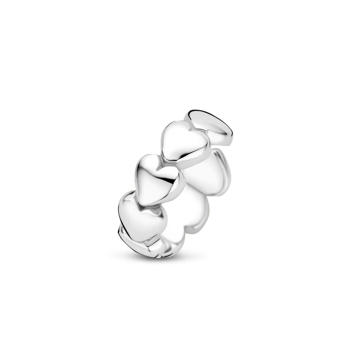 Ear cuff de plata 925 con diseño de corazones entrelazados.
