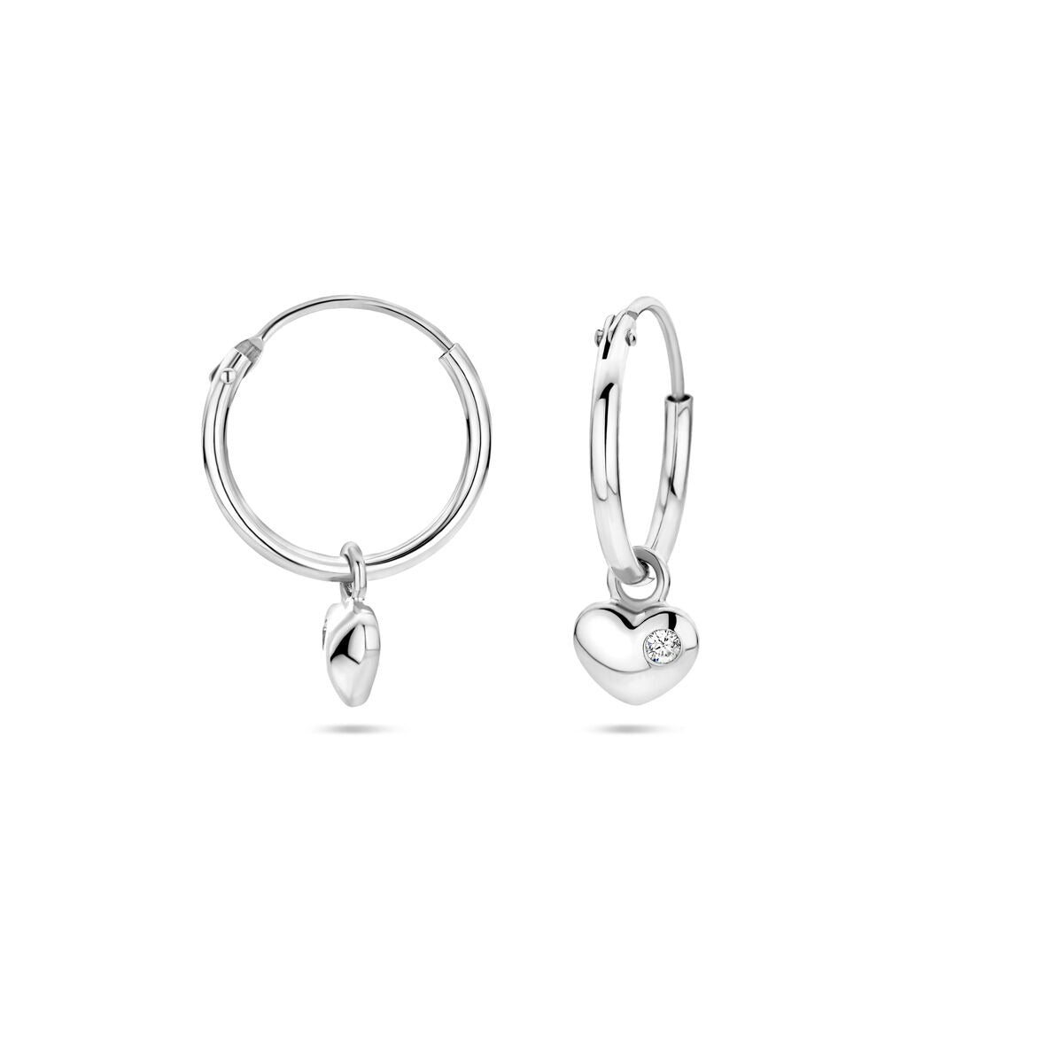 Aros de plata con corazón y circonitas – rodiados
