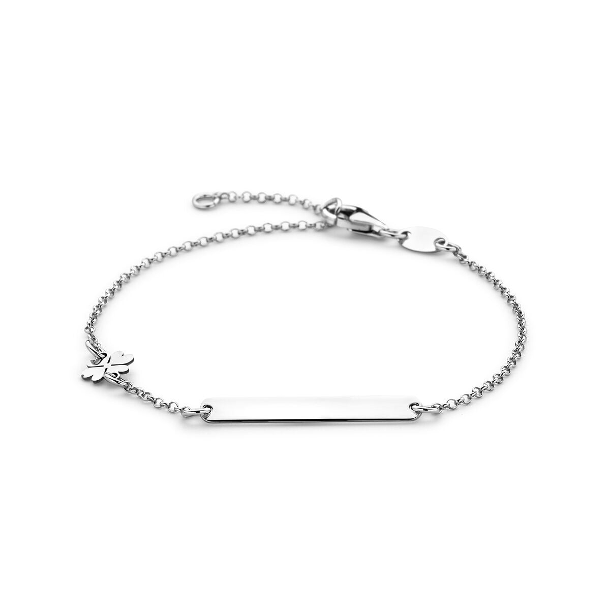 Pulsera de plata rodiada para niños con placa de grabado y charm de trébol.